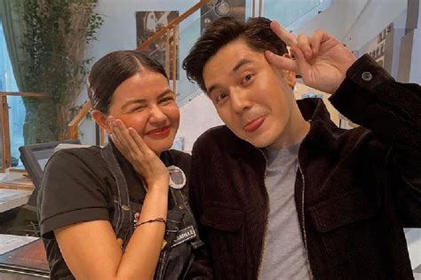 paulo avelino girlfriend now|Paulo Avelino and Janine Gutierrez make relationship official.